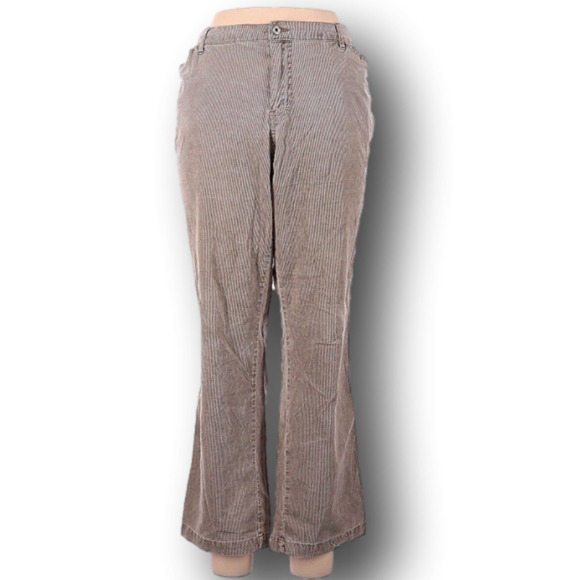 Avenue Denim - 𝅺AVENUE Jeans Size 16 Cords